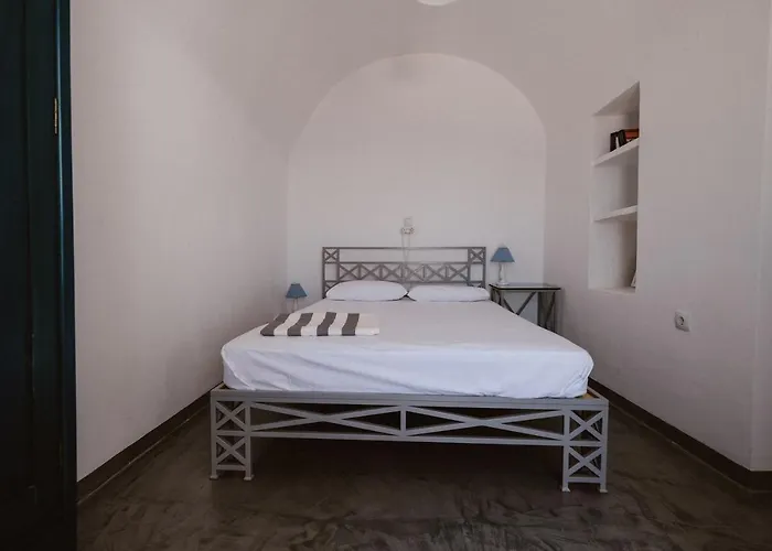 Boreas Stone House * Anafi